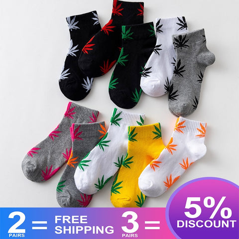 EU size 38-45 Short tube maple leaf socks hip hop socks men and