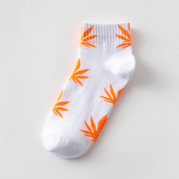 EU size 38-45 Short tube maple leaf socks hip hop socks men and