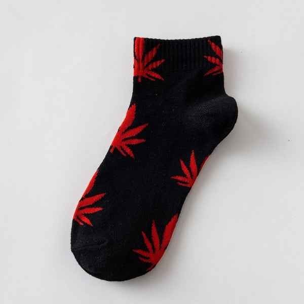 EU size 38-45 Short tube maple leaf socks hip hop socks men and