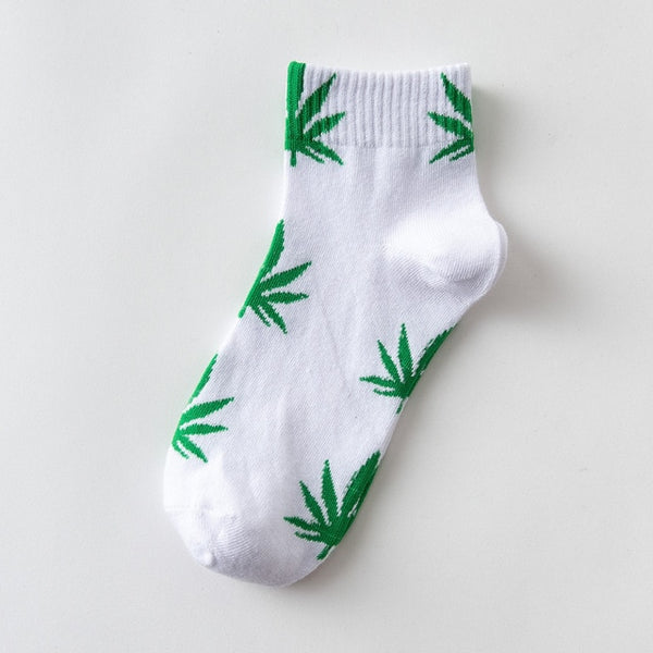 EU size 38-45 Short tube maple leaf socks hip hop socks men and