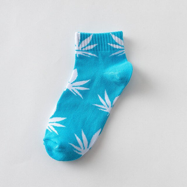 EU size 38-45 Short tube maple leaf socks hip hop socks men and