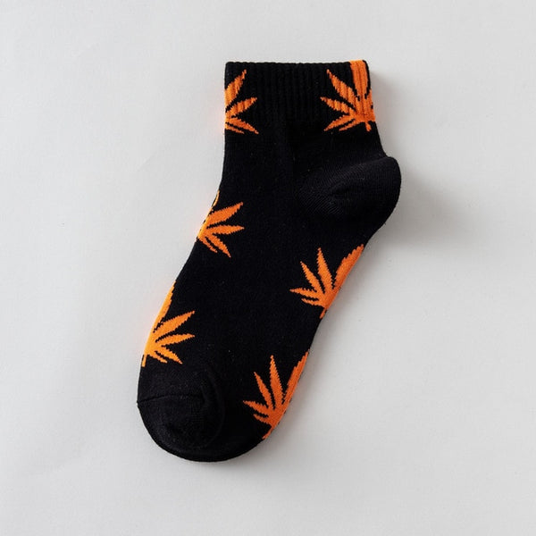 EU size 38-45 Short tube maple leaf socks hip hop socks men and