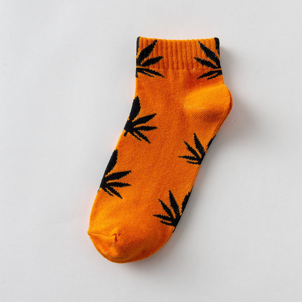 EU size 38-45 Short tube maple leaf socks hip hop socks men and