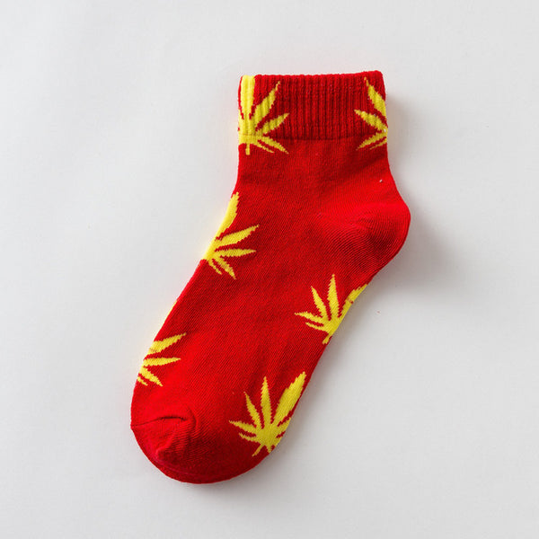 EU size 38-45 Short tube maple leaf socks hip hop socks men and