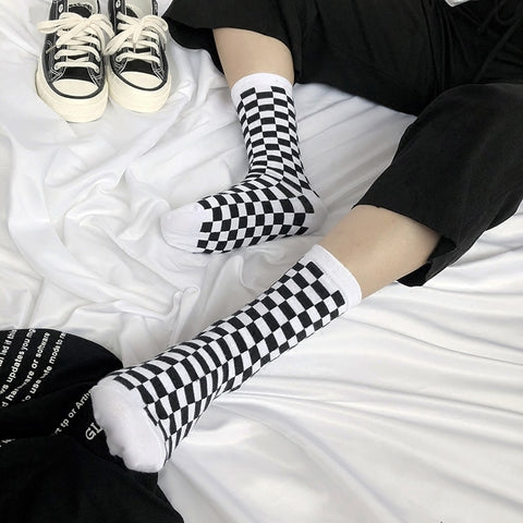 Korea Funky Harajuku Trend Women Checkerboard Socks Geometric C